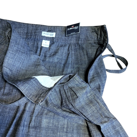 St. John's Bay Women's Skirt - Picture 4 of 8